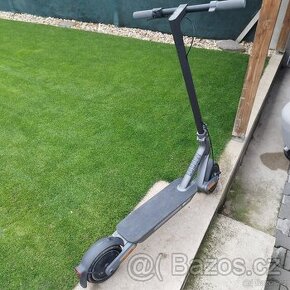 Elektrická koloběžka Xiaomi Scooter 4 Ultra