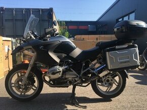 BMW R 1200 GS,Servisní knížka