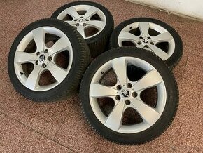 Originalní ALU kola Škoda 5x112 r17 zimní pneu 6mm - 1