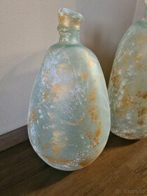 Krásné dekorativní vázy ze skla - 1