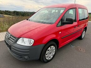 Volkswagen Caddy 1.9 TDI, 2x šoupačky, 7 míst