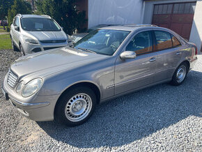 MERCEDES BENZ E 200 KOMPRESSOR PEKNY STAV.