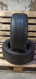 Bridgestone 235/45 R17 94Y 1x5-6mm 1x5mm