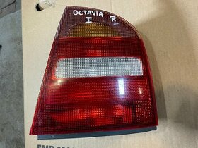 ŠKODA OCTAVIA 1 1U 96-10 světlo PZ SEDAN 1U6945112