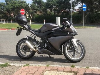 Yamaha yzf R-125 2010