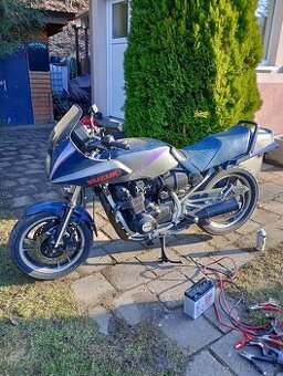 Suzuki GSX 550 EF ES - 1