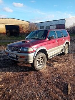 Mitsubishi pajero sport