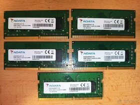 DDR4   4GB.  ADATA