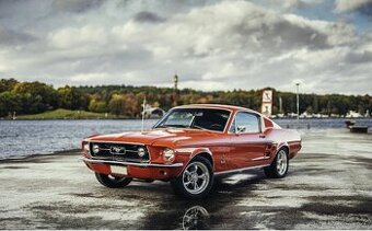 Ford Mustang Fastback 5.0 V8