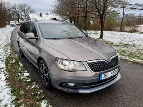 Skoda SUPERB SCOUT 2,0 tdi 125 kw 2014  výbava 4x4