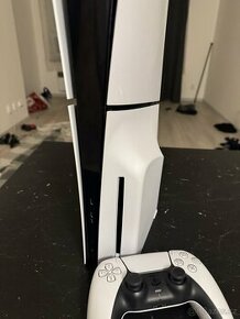 PS5 slim s mechanikou