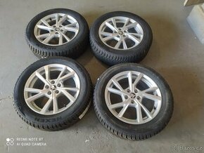 Prodám zimní kola ŠKODA SCALA 6x16 ET40 + 205/55 R16 nové