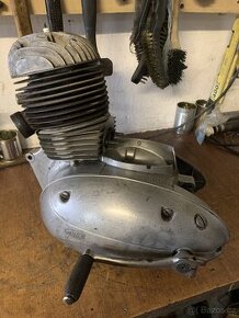 Jawa 250/353 motor kývačka, funkční