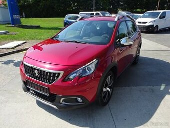 Peugeot 2008 1,2 i