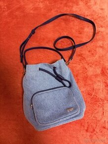 Crossbody levis kabelka