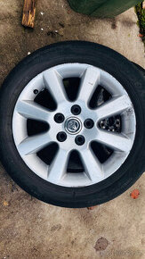 Kola Volkswagen 215/55 R16 97H