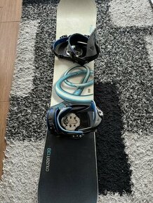 Prodám snowboard Burton 139 s vázánim Burton