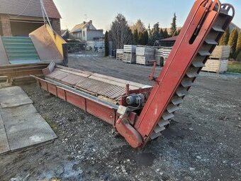 Zásobník zemiakov. Recepčný zásobník, bunker, dopravný pás