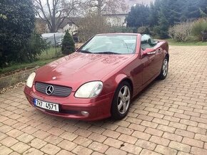 Mercedes-Benz SLK 200, r. v. 2001, VYNIKAJÍCÍ STAV