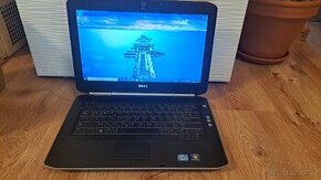 Dell Latitude E5420

i5-2520M 