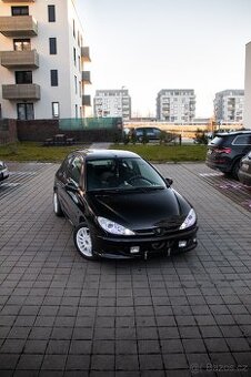 Peugeot 206 1.4i 8V