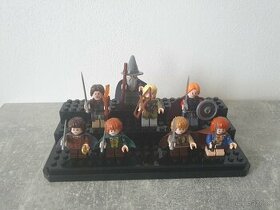 1x Podstavec pro figurky LEGO