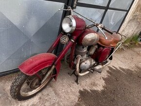 Jawa 250 typ 353 -  kývačka