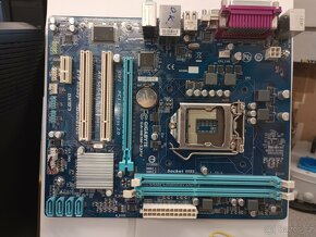 gigabyte GA-H61M-S2PV. lga1155 + i3 3220 + 8GB DDR3