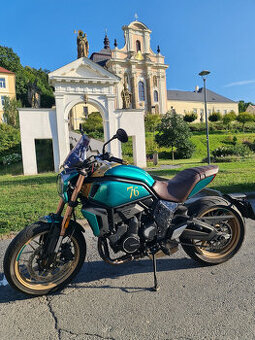 Prodám CF-Moto 700CLX Heritage 2022