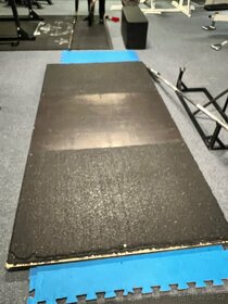 Fitness stroje - Viking press - platformy - 1