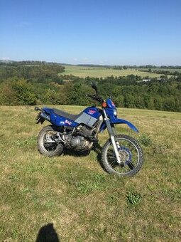 YAMAHA XT 600E