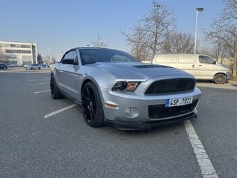 Ford Mustang 3.7 V6 cabrio