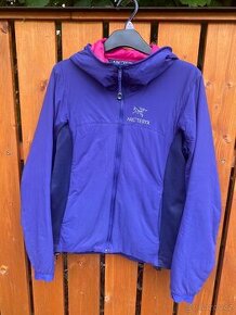 Bunda dámská Arcteryx [ Moncler, Mammut, Patagonia, Tilak ]