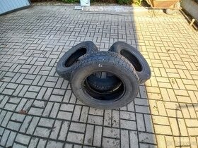 215/70 R16 Zimní pneumatiky