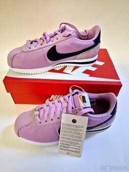 Nové dámské tenisky Nike cortez,  velikost 38,5