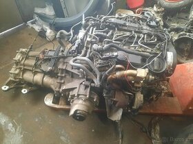 motor + prevodovka 2.0tdi 105kw CAG audi