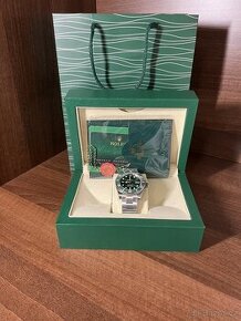 Rolex Submariner Green Dial - 1