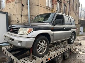 Mitsubishi pajero pinin