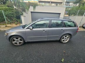 Volvo v50 d2.0 - 1