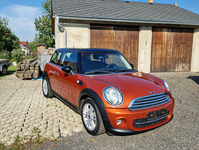 Mini Cooper  1.6 90kW, serviska