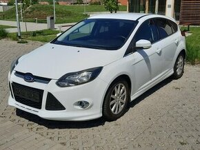 FORD FOCUS 1.0EB 92KW Titanium