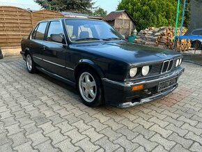 Bmw e30 318i/A