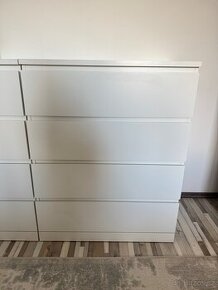 Komoda Ikea Malm se 4 zásuvkami