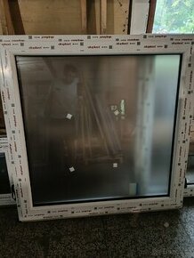 Okno PVC Aluplast 1300x1300MM, nové, mléčné dvojsklo
