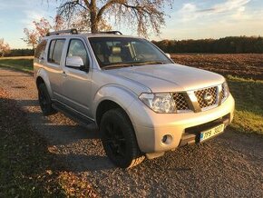 NISSAN PATHFINDER 2,5DCi 126kW 4x4 TAŽNÉ 3T