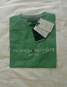 Tommy Hilfiger green t-shirt