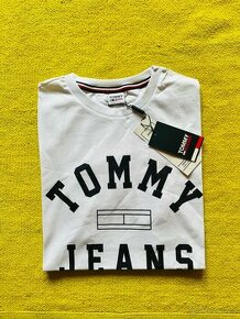 Tommy jeans bilé triko