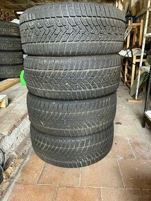 ZIMNÍ PNEU 235/45 R18