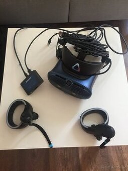 HTC Vive Cosmos VR