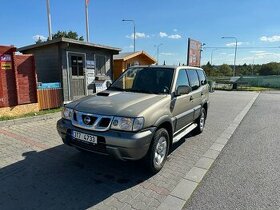 Nissan Terrano II  3.0 TDi 113 KW 4x4 7 Míst